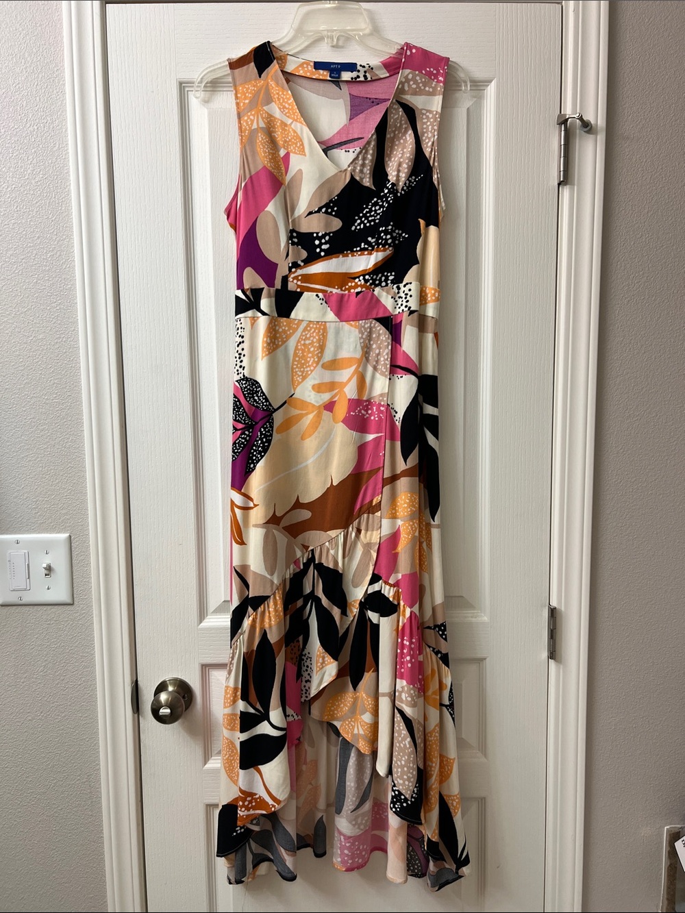 Sleeveless Printed Maxi Dress with Pink & Cream Accents